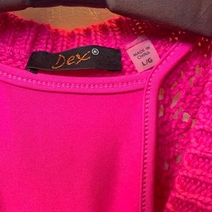 Pink sleeveless knit top w/tank top. Large. NWOT